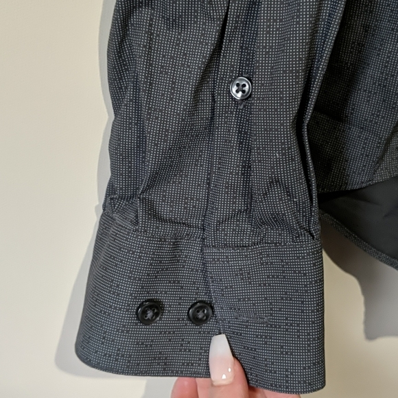 Calvin Klein Dress Shirt - Picture 7 of 7